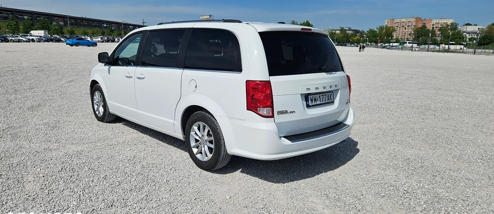 Dodge Grand Caravan cena 71999 przebieg: 165550, rok produkcji 2019 z Warszawa małe 704